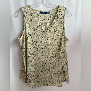 APT. 9 Women's Cream Sleeveless Top, size M